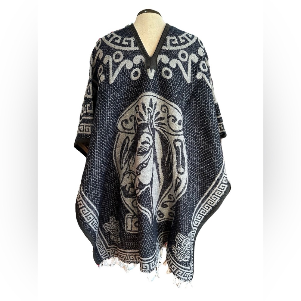 Unisex Mexican Poncho Horses